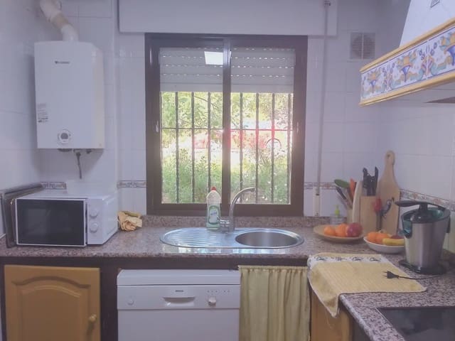 4 soveværelse Villa til salg i Ubrique med garage - € 260.000 (Ref: 10016364)