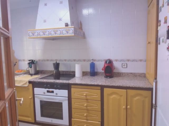 4 soveværelse Villa til salg i Ubrique med garage - € 260.000 (Ref: 10016364)
