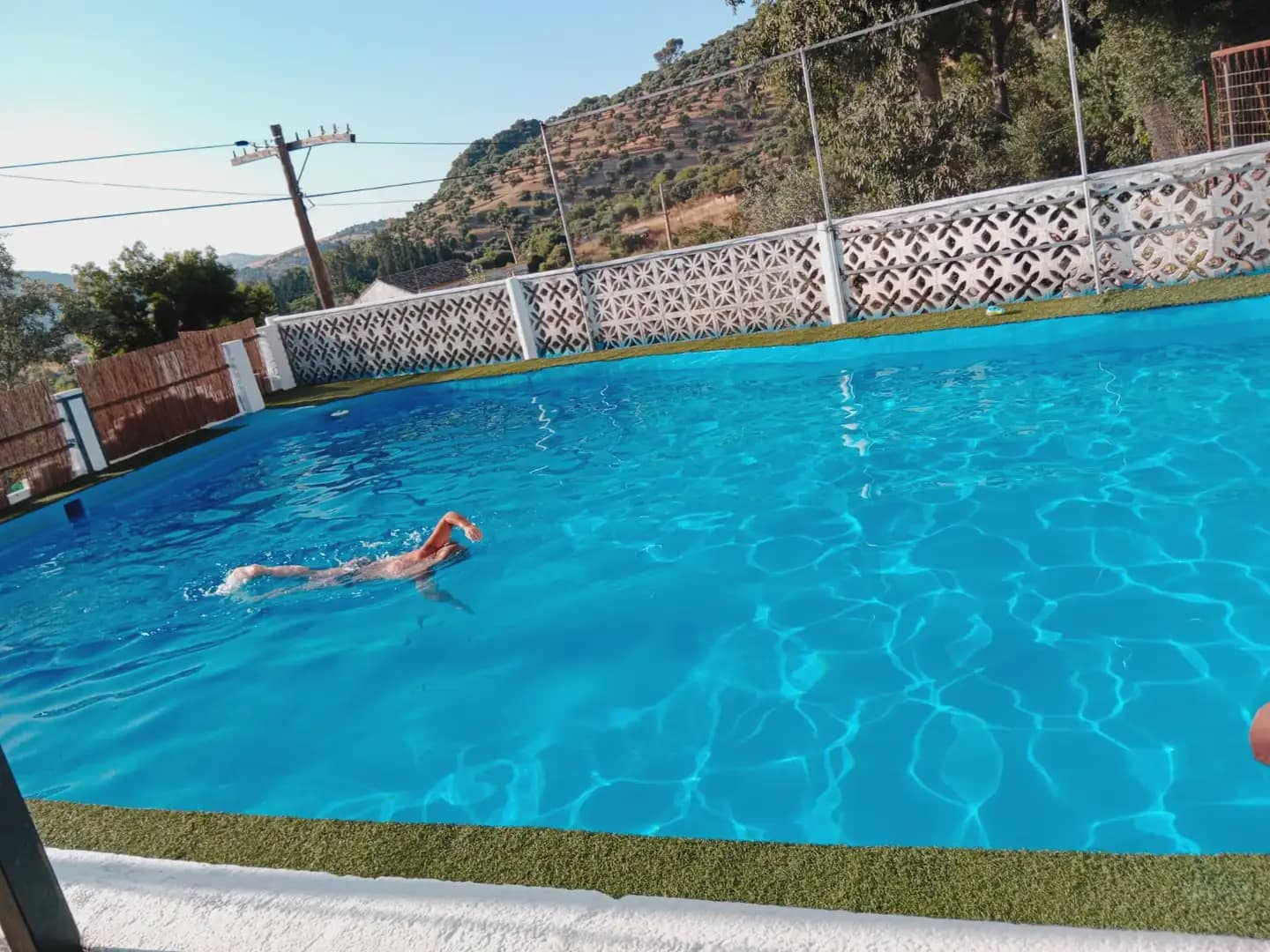 6 soveværelse Finca/Landehus til salg i El Bosque med swimmingpool - € 370.000 (Ref: 10016366)