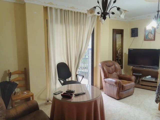 3 chambre Appartement à vendre à Ubrique - 93 000 € (Ref: 10016367)
