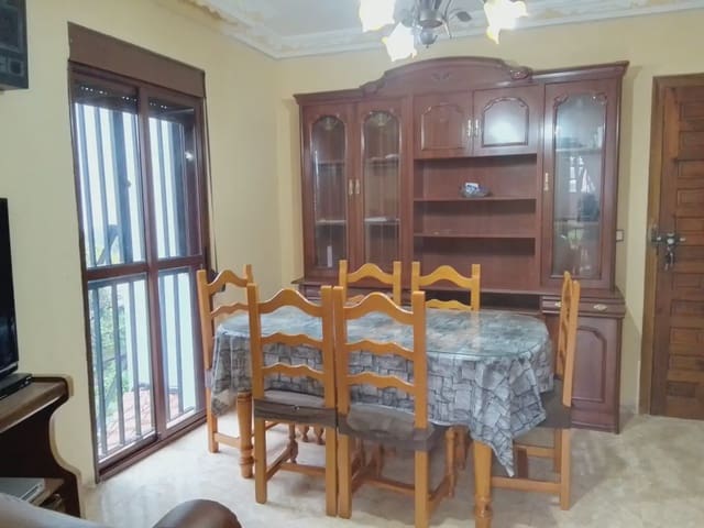 3 chambre Appartement à vendre à Ubrique - 93 000 € (Ref: 10016367)