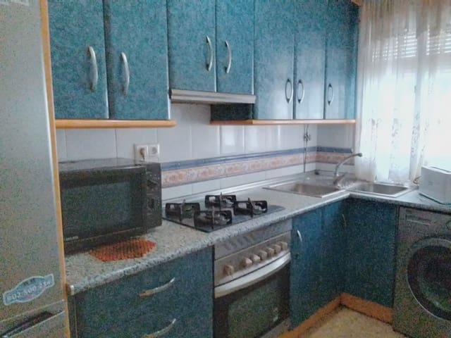 3 chambre Appartement à vendre à Ubrique - 93 000 € (Ref: 10016367)