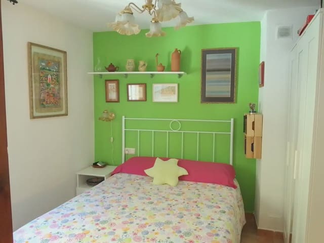4 slaapkamer Huis te koop in Villaluenga del Rosario - € 120.000 (Ref: 10016370)