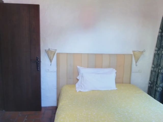 10 camera da letto Casa in vendita in Ubrique - 510.000 € (Rif: 10016371)