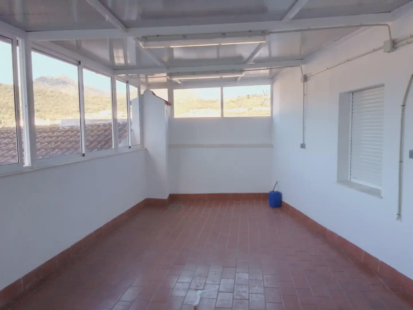 Commercial for sale in Ubrique - € 1,200,000 (Ref: 10016372)