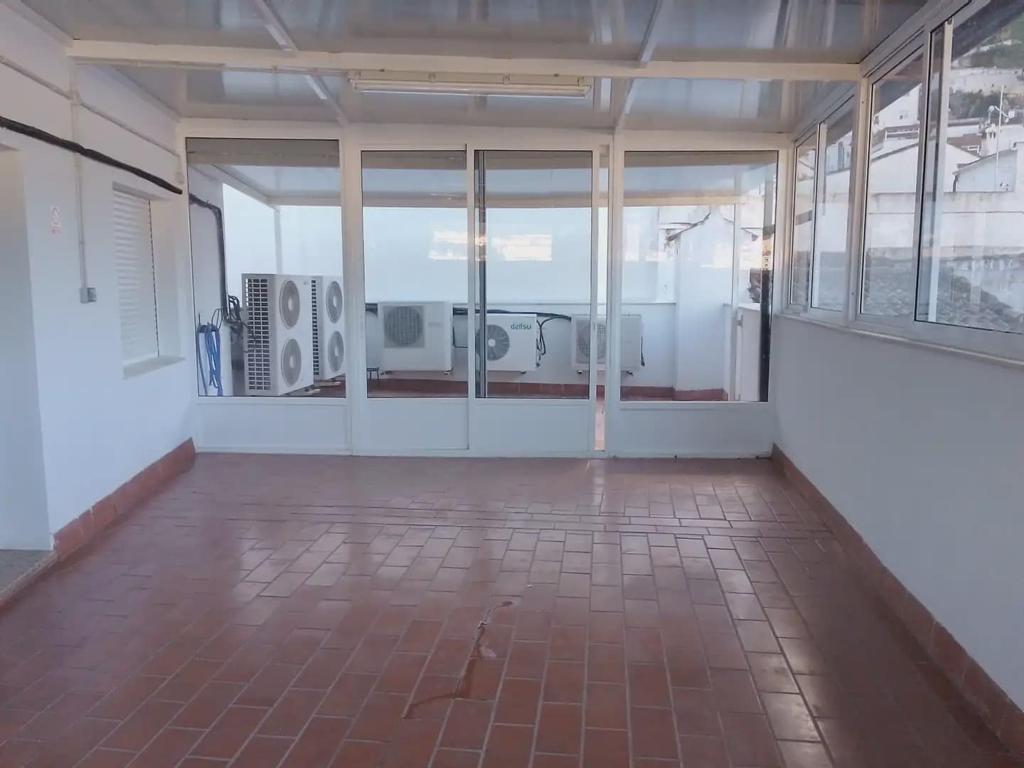 Commercial for sale in Ubrique - € 1,200,000 (Ref: 10016372)