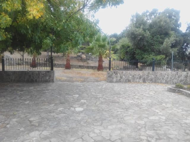 Finca/Landehus til salg i Ubrique - € 480.000 (Ref: 10016374)