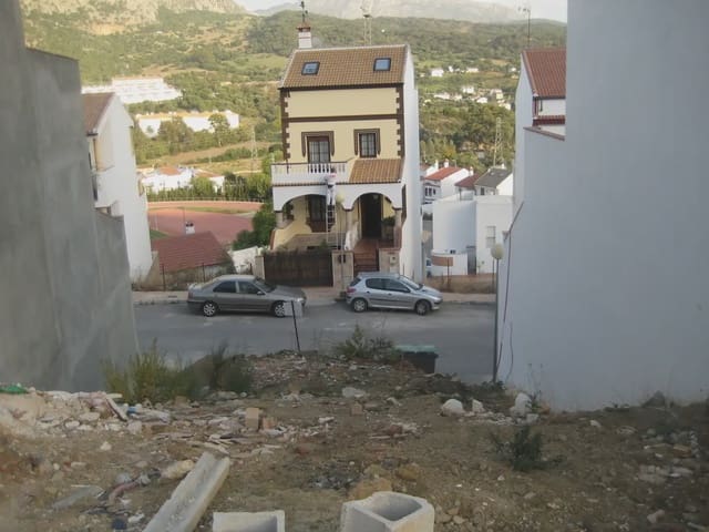 Solar/Parcela en Ubrique en venta - 82.760 € (Ref: 10016376)
