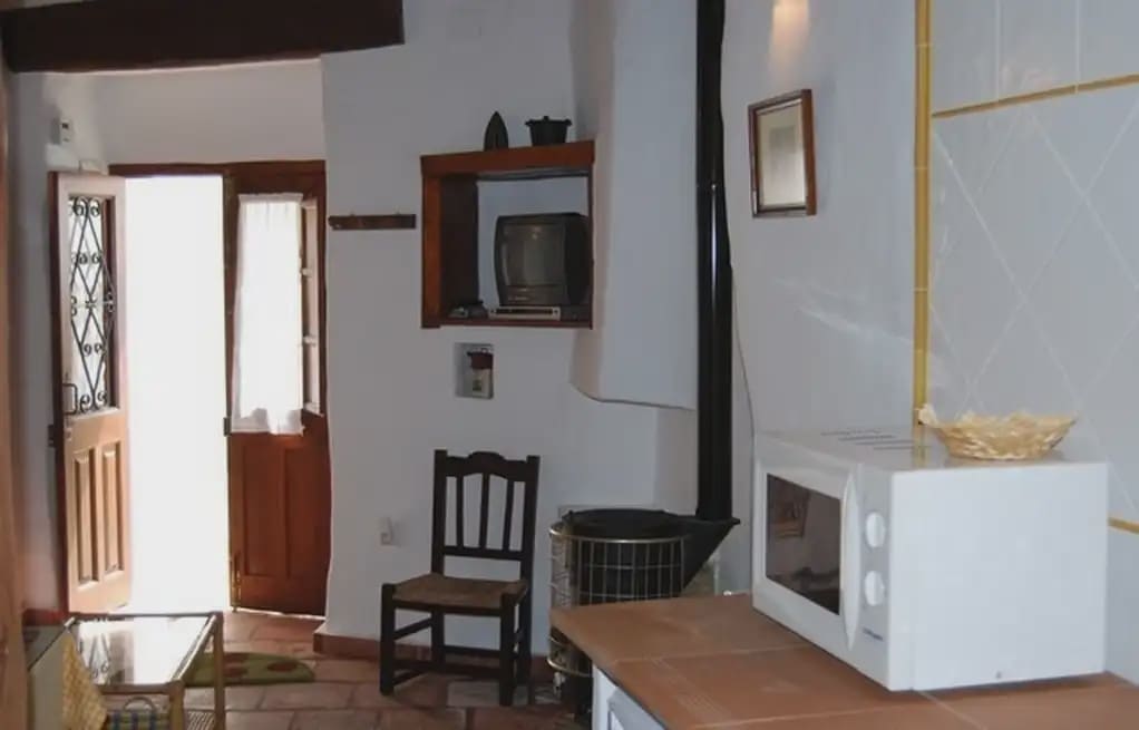 1 slaapkamer Huis te koop in Villaluenga del Rosario - € 85.000 (Ref: 10016386)