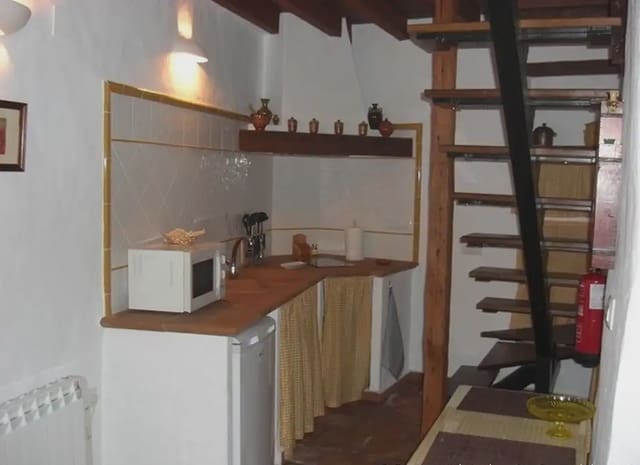 1 slaapkamer Huis te koop in Villaluenga del Rosario - € 85.000 (Ref: 10016386)