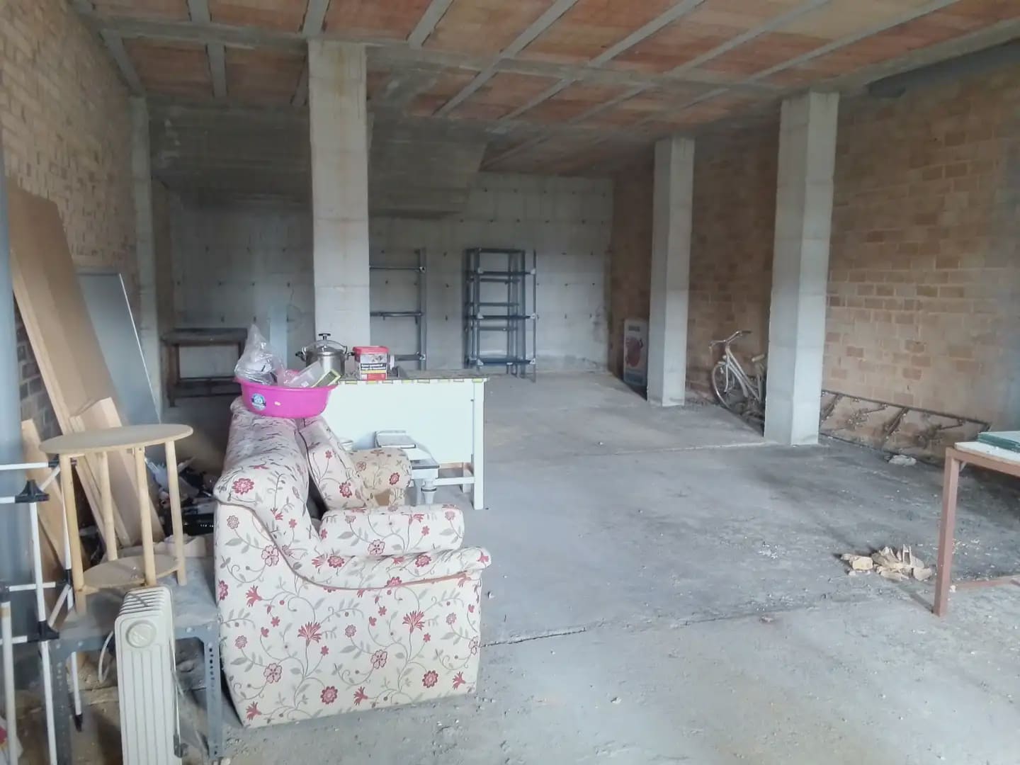 Commercial for sale in Ubrique - € 60,000 (Ref: 10016388)