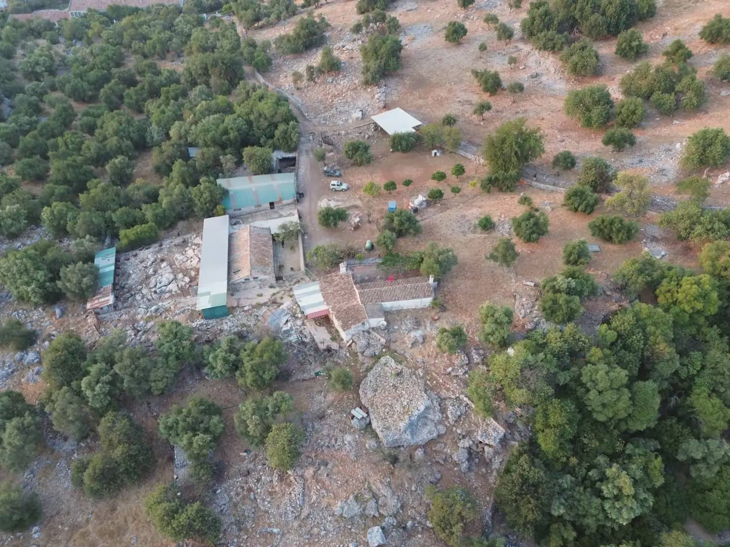 Terreno Não Urbanizado para venda em Ubrique - 450 000 € (Ref: 10016391)