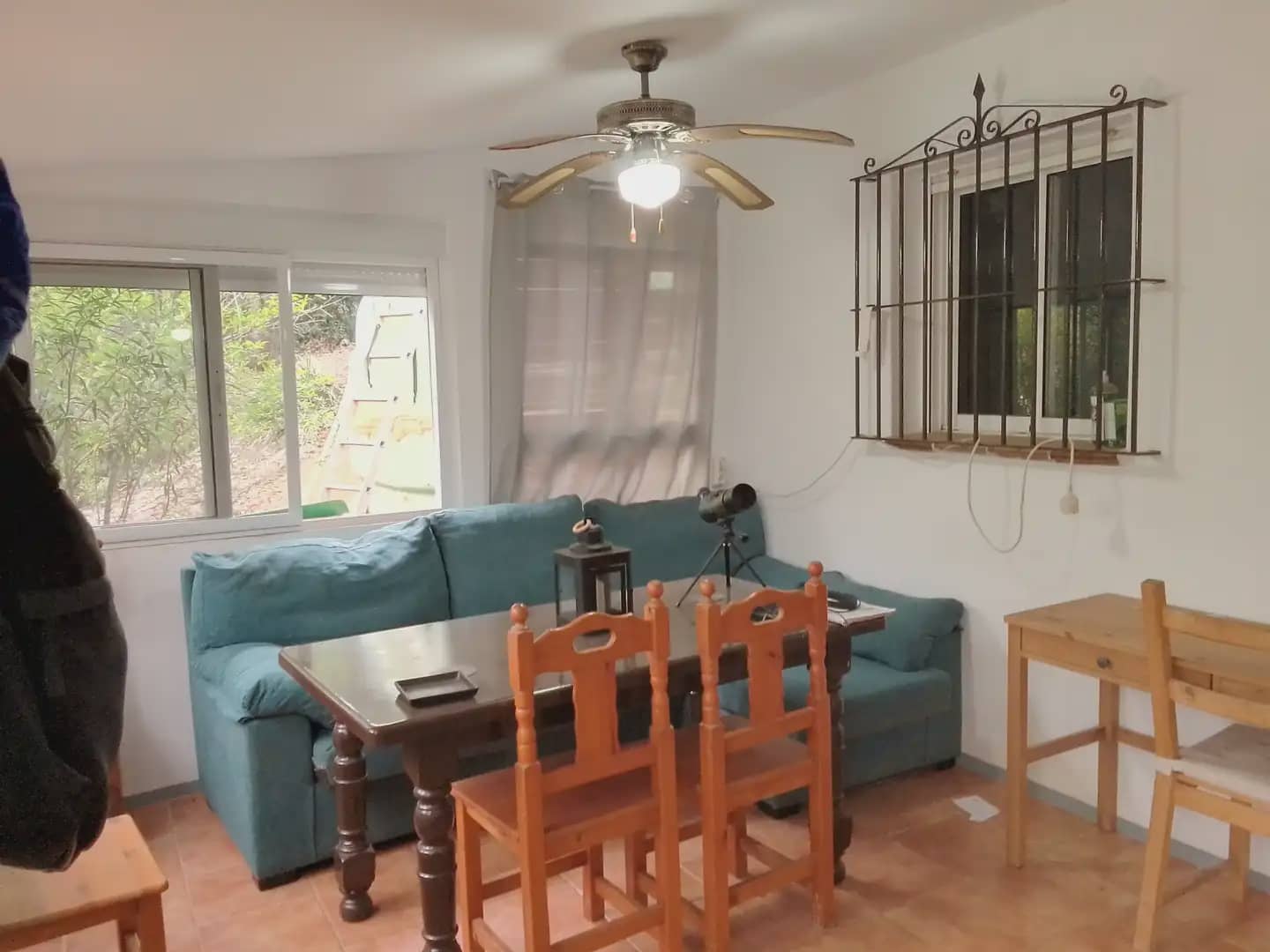 2 soveværelse Finca/Landehus til salg i El Bosque med swimmingpool - € 105.000 (Ref: 10016393)