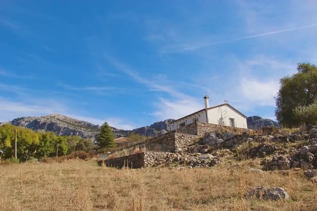 3 soverom Finca/Herregård til salgs i Benaocaz - € 255 000 (Ref: 10016394)