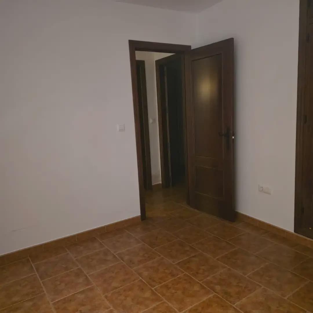 3 soveværelse Lejlighed til salg i Benaocaz - € 110.000 (Ref: 10016395)