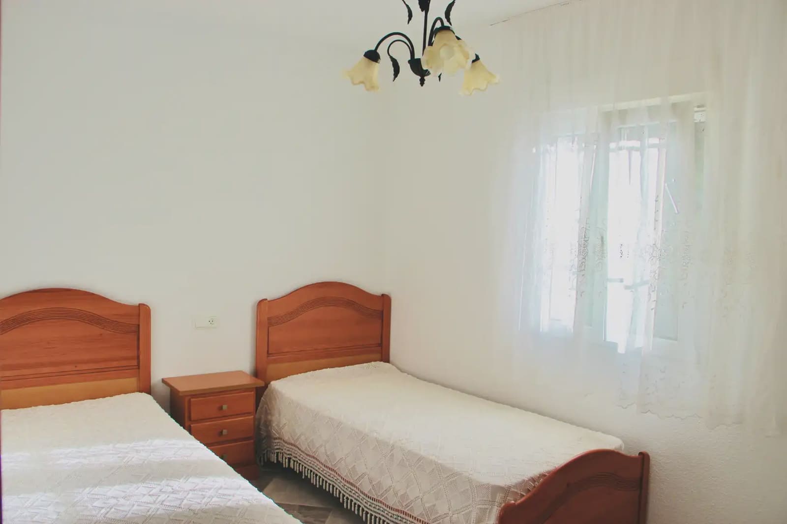 4 soveværelse Finca/Landehus til salg i Benaocaz med swimmingpool - € 360.000 (Ref: 10016396)