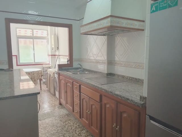 3 chambre Appartement à vendre à Ubrique - 125 000 € (Ref: 10016398)