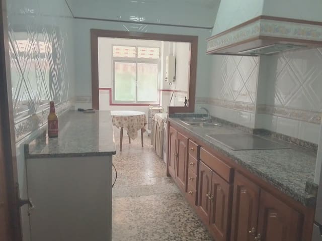 3 chambre Appartement à vendre à Ubrique - 125 000 € (Ref: 10016398)