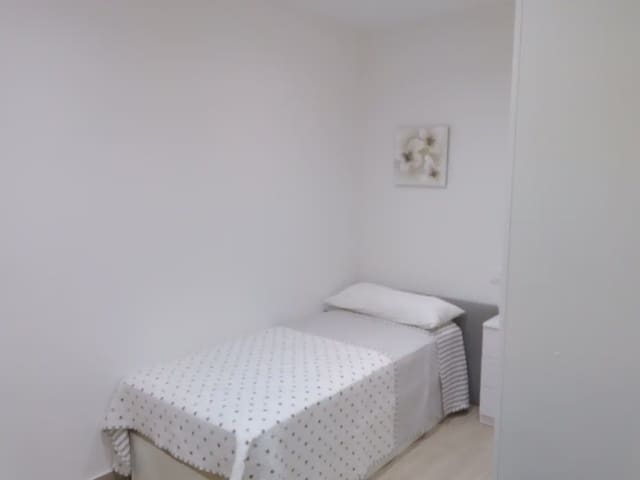 2 chambre Appartement à vendre à Ubrique - 110 000 € (Ref: 10016401)