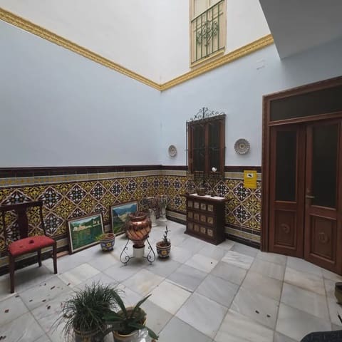 8 chambre Villa/Maison Semi-Mitoyenne à vendre à Ubrique - 350 000 € (Ref: 10016403)