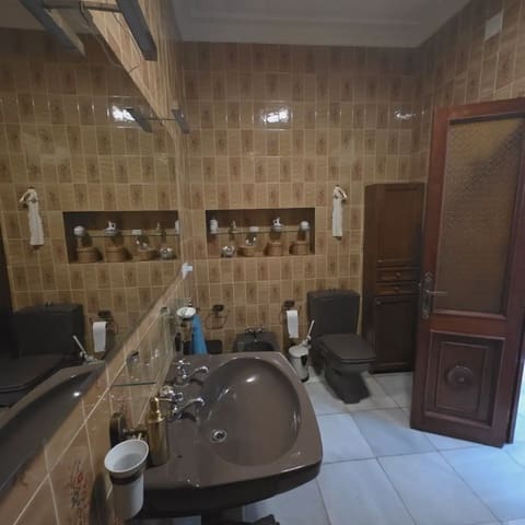 8 chambre Villa/Maison Semi-Mitoyenne à vendre à Ubrique - 350 000 € (Ref: 10016403)
