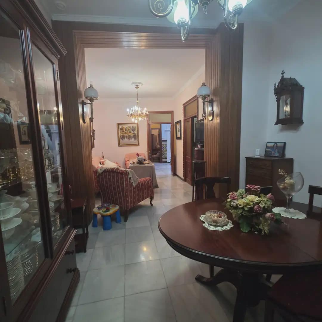 8 chambre Villa/Maison Semi-Mitoyenne à vendre à Ubrique - 350 000 € (Ref: 10016403)
