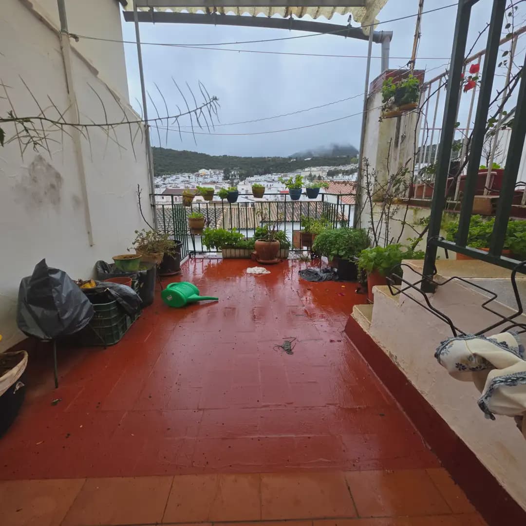 8 chambre Villa/Maison Semi-Mitoyenne à vendre à Ubrique - 350 000 € (Ref: 10016403)