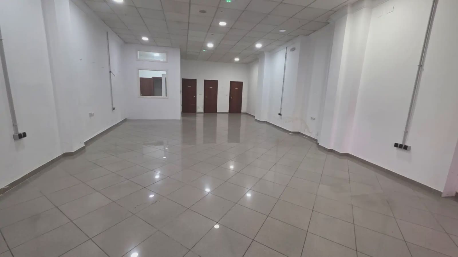 Commercial for sale in Ubrique - € 150,000 (Ref: 10016405)
