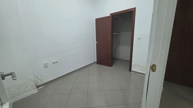 Commerciale in vendita in Ubrique - 150.000 € (Rif: 10016405)