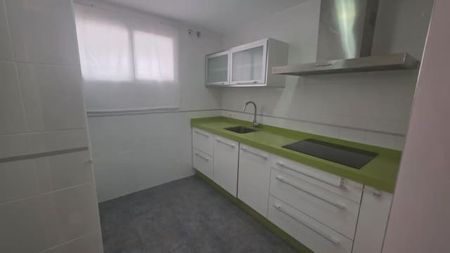 3 soverom Leilighet til salgs i Ubrique med garasje - € 99 000 (Ref: 10016415)