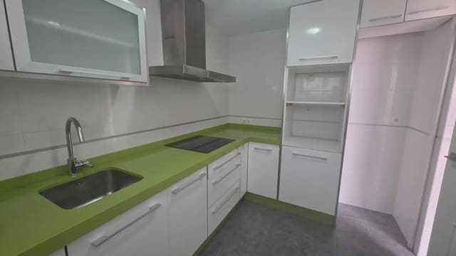 3 soverom Leilighet til salgs i Ubrique med garasje - € 99 000 (Ref: 10016415)