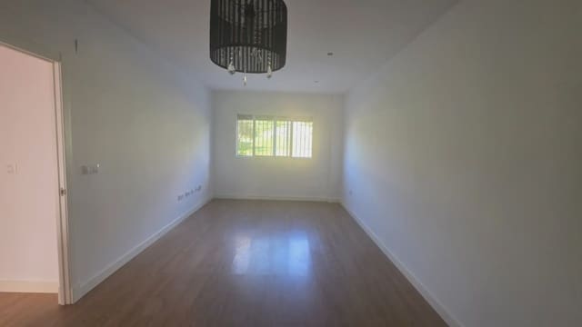 3 soverom Leilighet til salgs i Ubrique med garasje - € 99 000 (Ref: 10016415)
