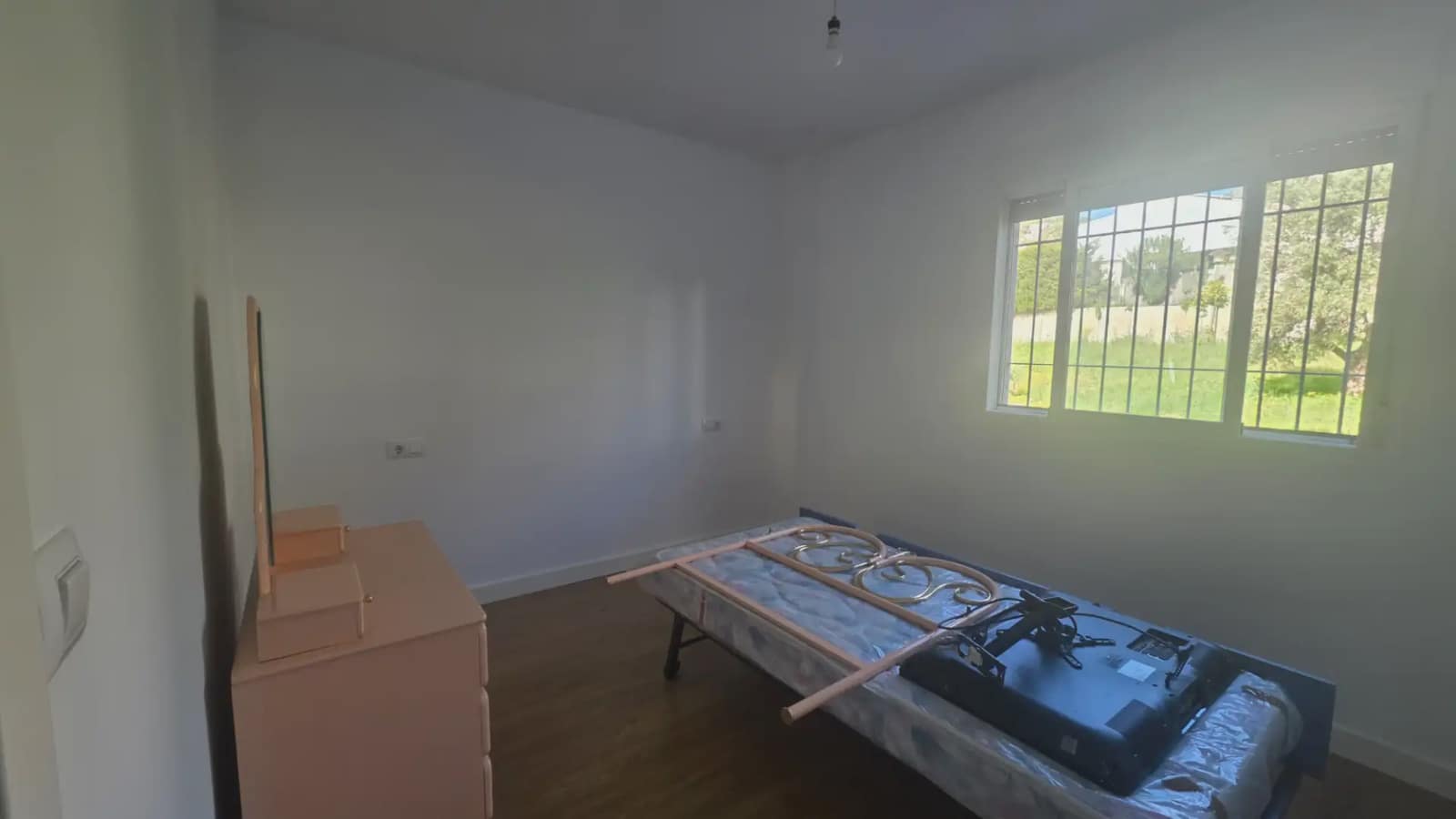 3 soverom Leilighet til salgs i Ubrique med garasje - € 99 000 (Ref: 10016415)