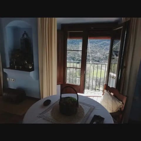 2 slaapkamer Huis te koop in Villaluenga del Rosario - € 250.000 (Ref: 10016424)