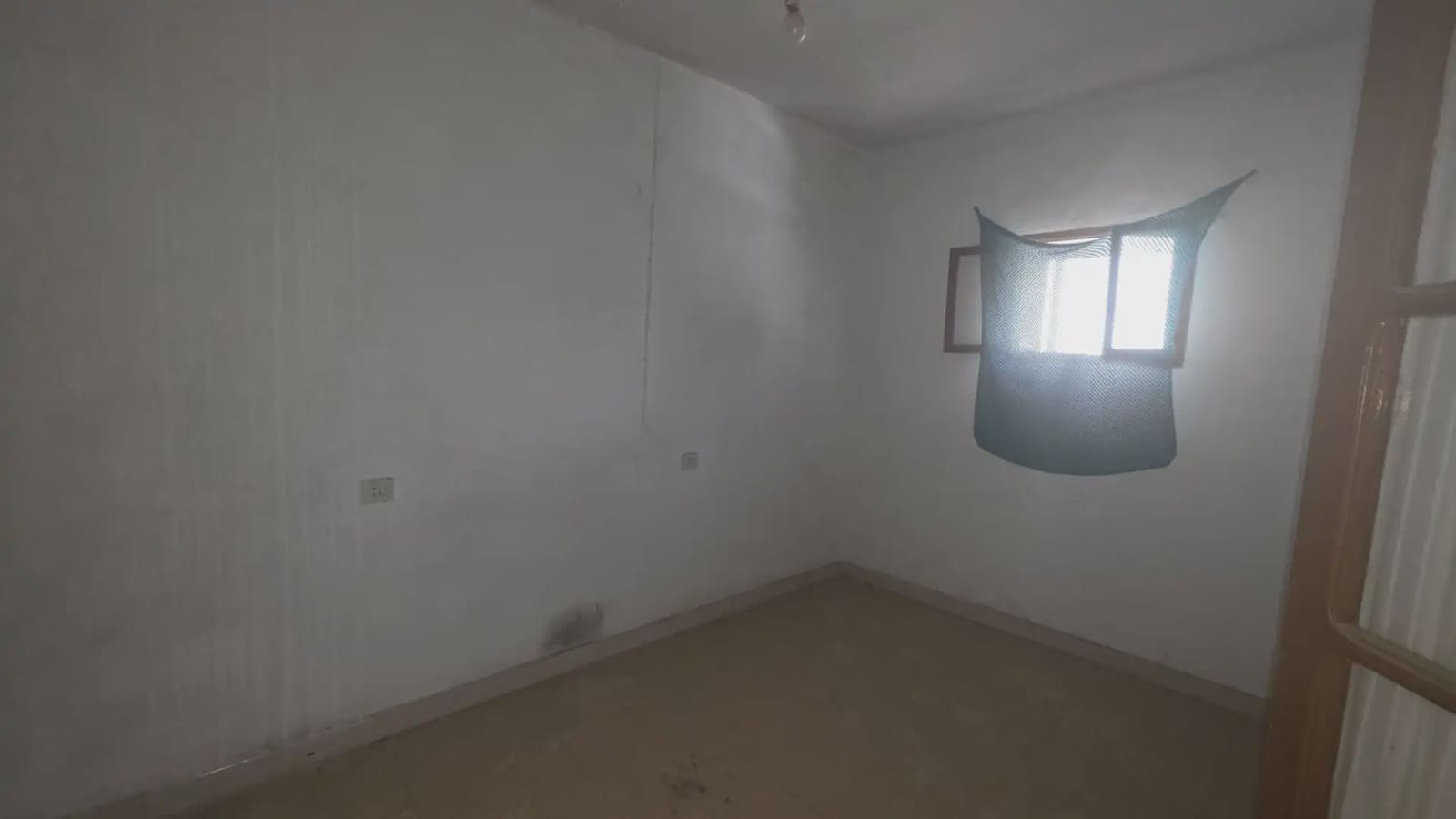Byhus til salg i Ubrique - € 29.000 (Ref: 10016425)