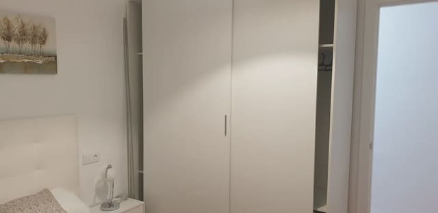 2 Zimmer Wohnung zu vermieten in Ubrique - 450 € (Ref: 10098855)