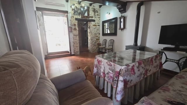 2 slaapkamer Huis te huur in Ubrique - € 500 (Ref: 10106506)