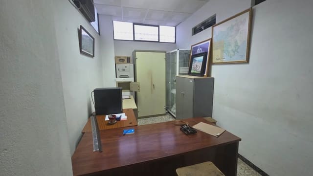 Local Commercial à vendre à Ubrique - 123 000 € (Ref: 10127325)