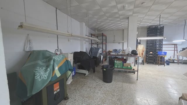 Local Commercial à vendre à Ubrique - 123 000 € (Ref: 10127325)