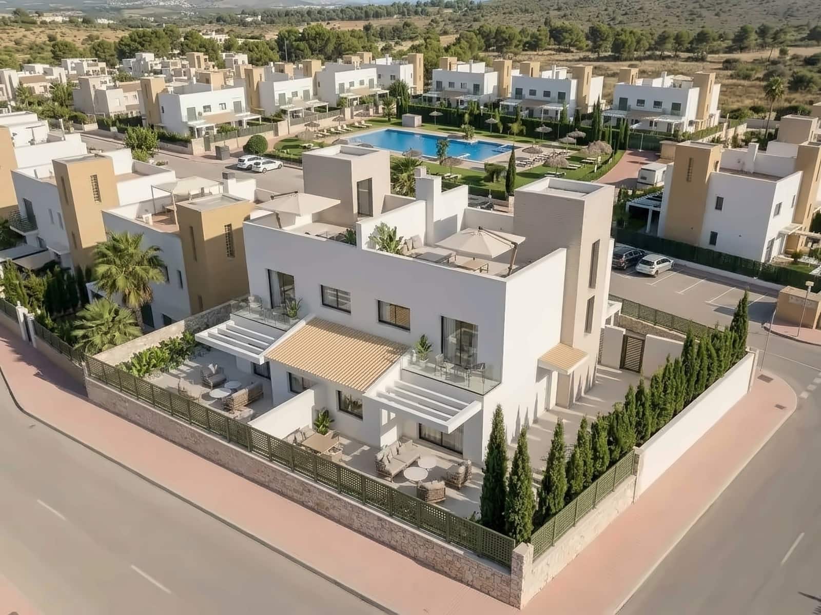 3 bedroom Townhouse for sale in Ciudad Quesada with pool garage - € 364,900 (Ref: 10004690)