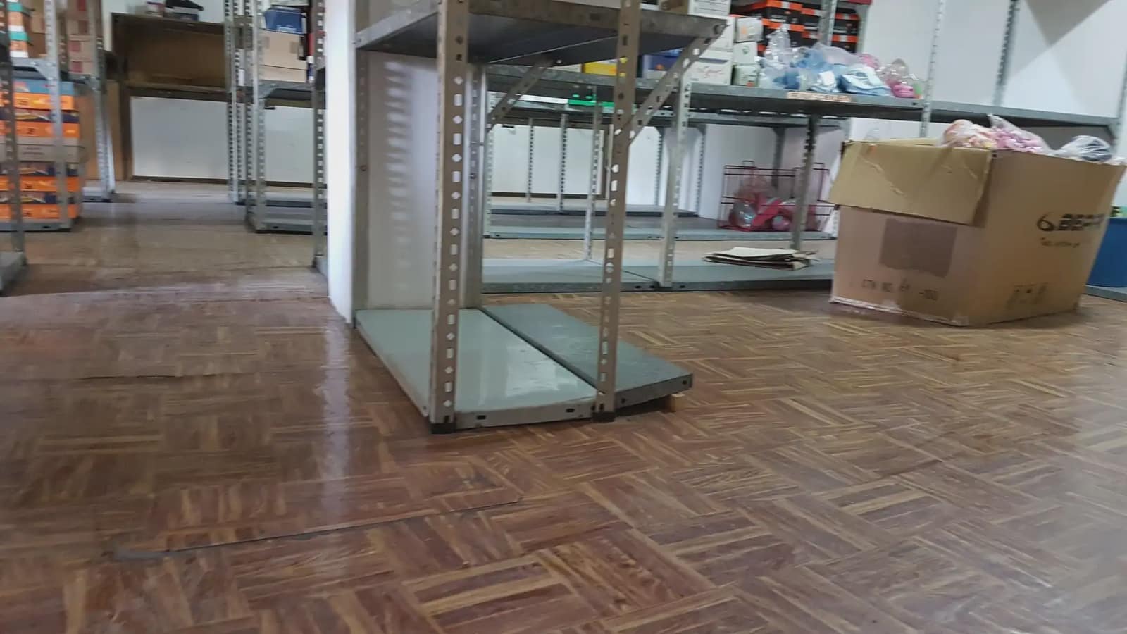 Kommersiell att hyra i Maracena - 700 € (Ref: 10045412)