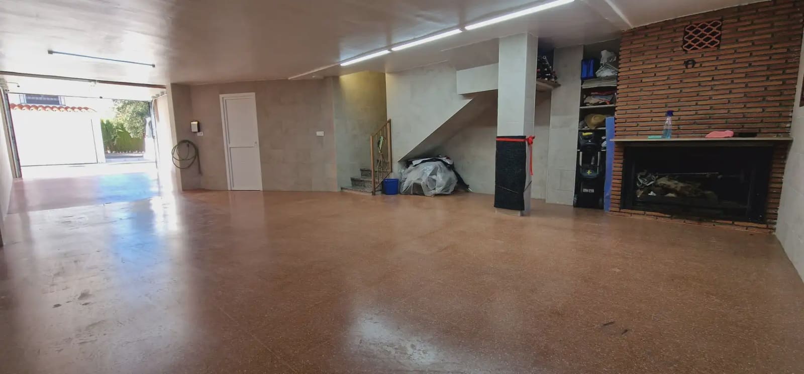 3 makuuhuone Omakotitalo myytävänä paikassa Vegas del Genil mukana uima-altaan 
autotalli - 300 000 € (Ref: 10045413)