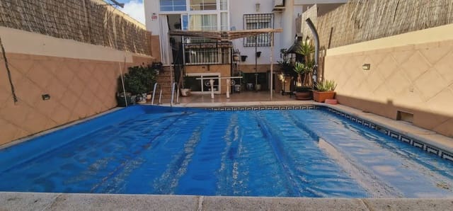 4 chambre Villa/Maison Mitoyenne à vendre à Cájar avec piscine garage - 297 500 € (Ref: 10045416)