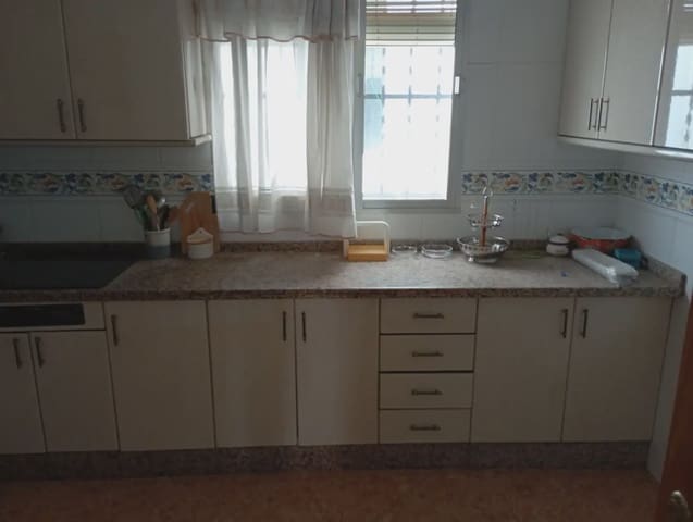 3 bedroom Townhouse for sale in Noalejo with garage - € 140,000 (Ref: 10045417)