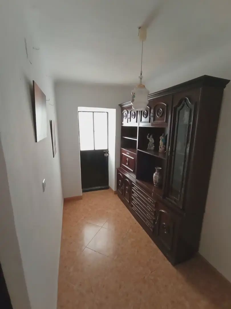 3 bedroom Townhouse for sale in Noalejo with garage - € 140,000 (Ref: 10045417)