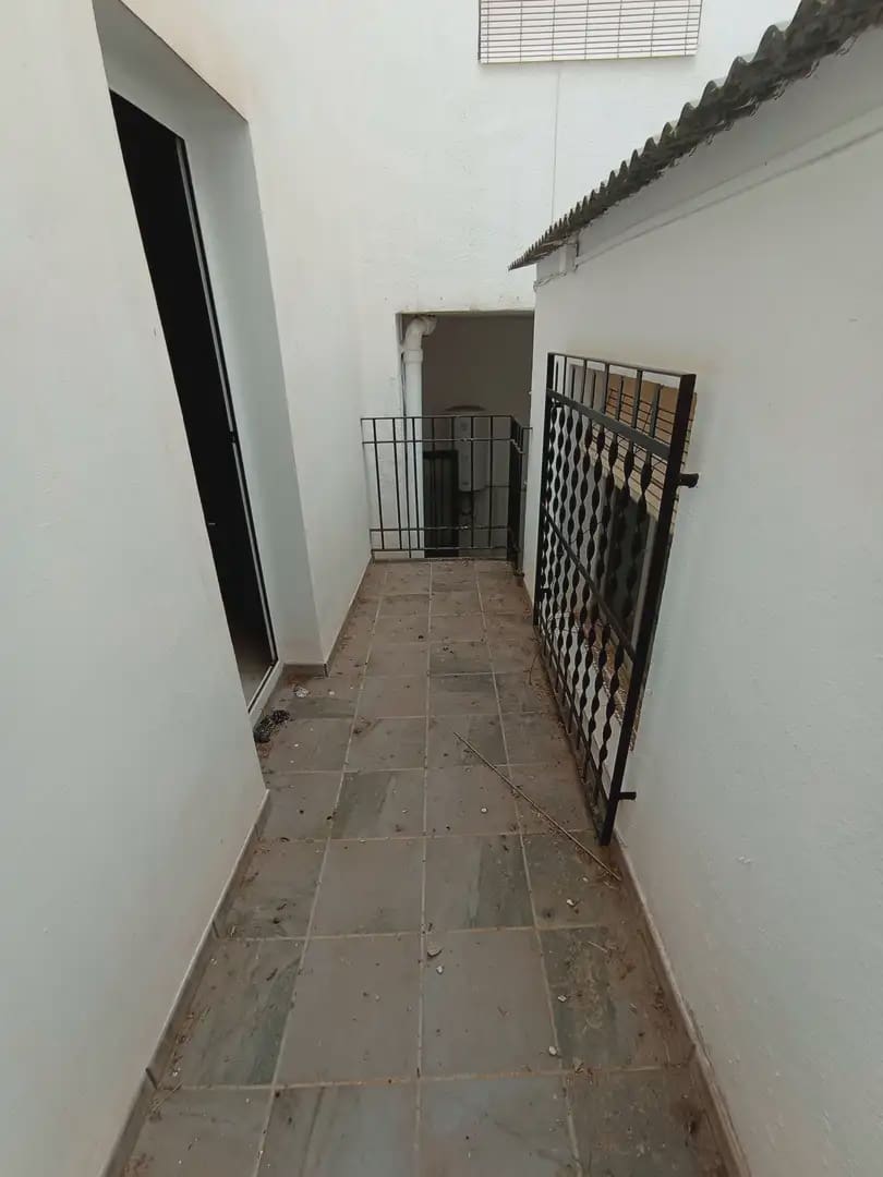 3 bedroom Townhouse for sale in Noalejo with garage - € 140,000 (Ref: 10045417)