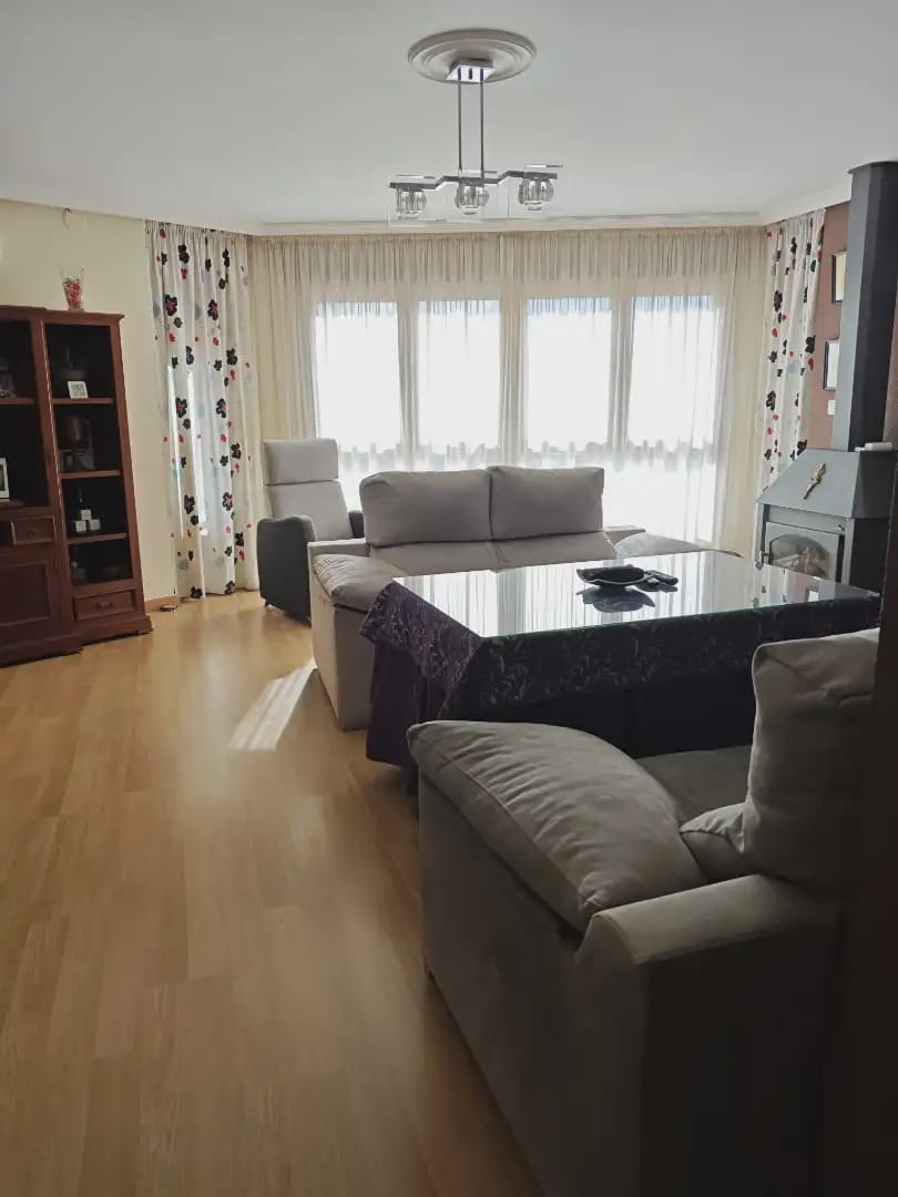 4 bedroom Flat for sale in Baza - € 95,000 (Ref: 10045418)