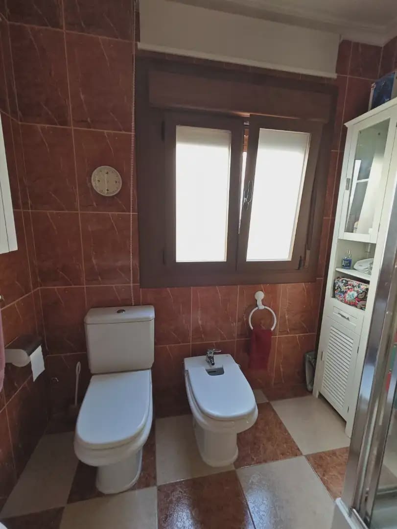 4 bedroom Flat for sale in Baza - € 95,000 (Ref: 10045418)