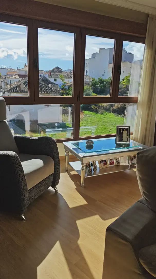 4 bedroom Flat for sale in Baza - € 95,000 (Ref: 10045418)
