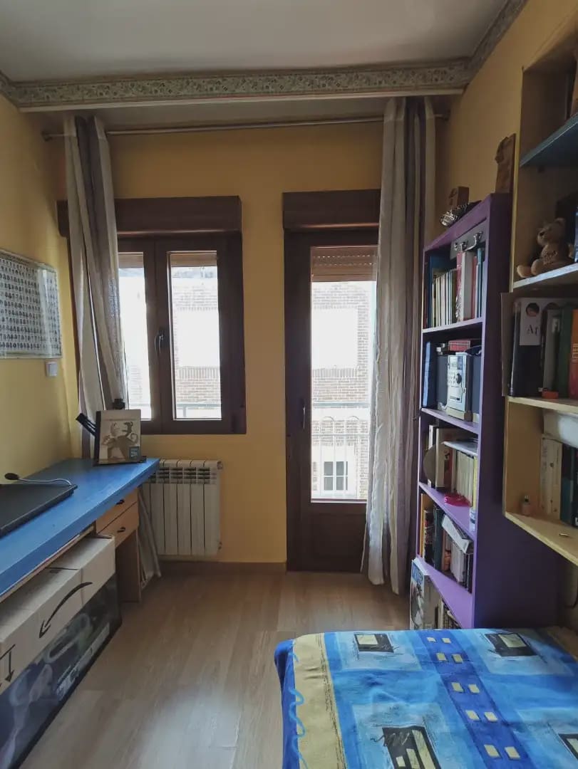 4 bedroom Flat for sale in Baza - € 95,000 (Ref: 10045418)